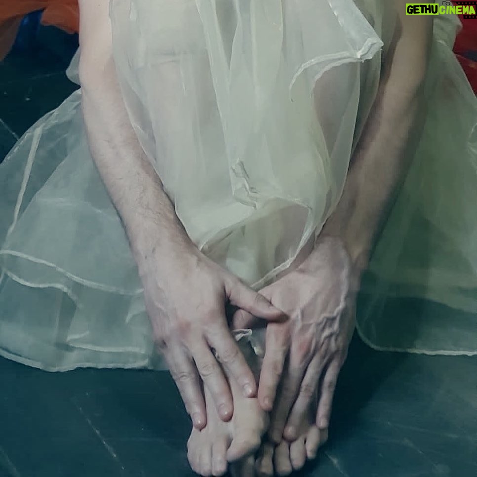 Sergio Mur - 3 Likes - “En el principio del principio estaba yo, Sirio, esa estrella que brilla al llegar la Primavera”
Durante los ensayos de SALOMÉ en Madrid.
@festivaldemerida 9-20 de Agosto.
Fotos de @fermorenor