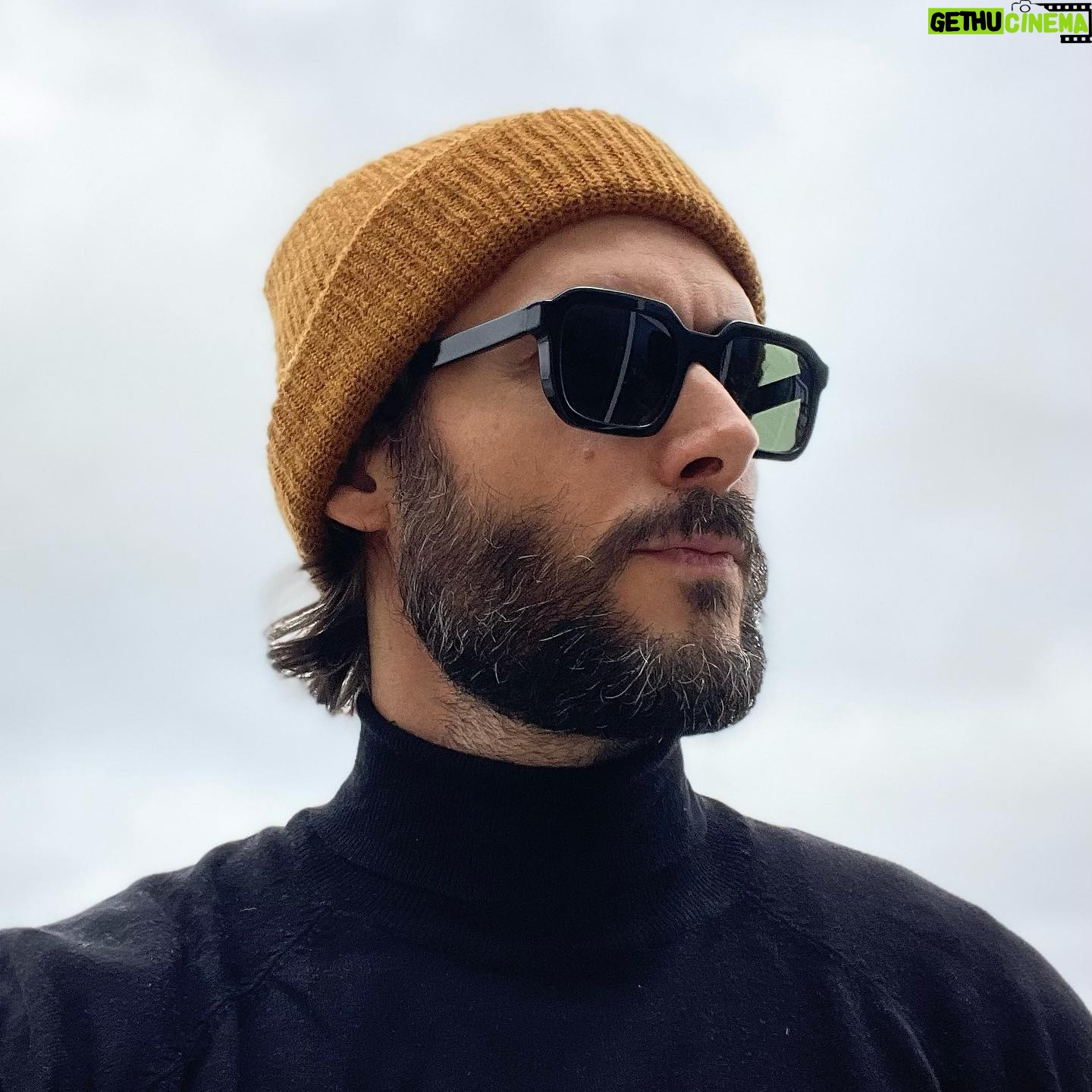 Sergio Mur - 3 Likes - 😎
#happychristmaseve #feliznochebuena 🎄