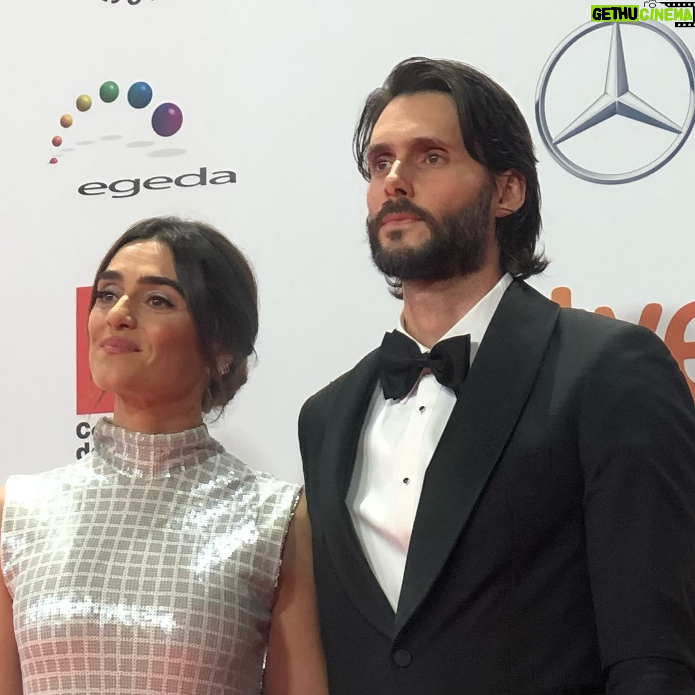 Sergio Mur - 3 Likes - About last night
@premiosforque
Con mi ❤️🔥 @oliviatirmolina
🤵♂️ @pedrodelhierro_official
@ramonpilaces