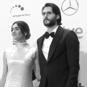 Sergio Mur Instagram - About last night 
@premiosforque 
Con mi ❤️‍🔥 @oliviatirmolina 
🤵‍♂️ @pedrodelhierro_official 
@ramonpilaces