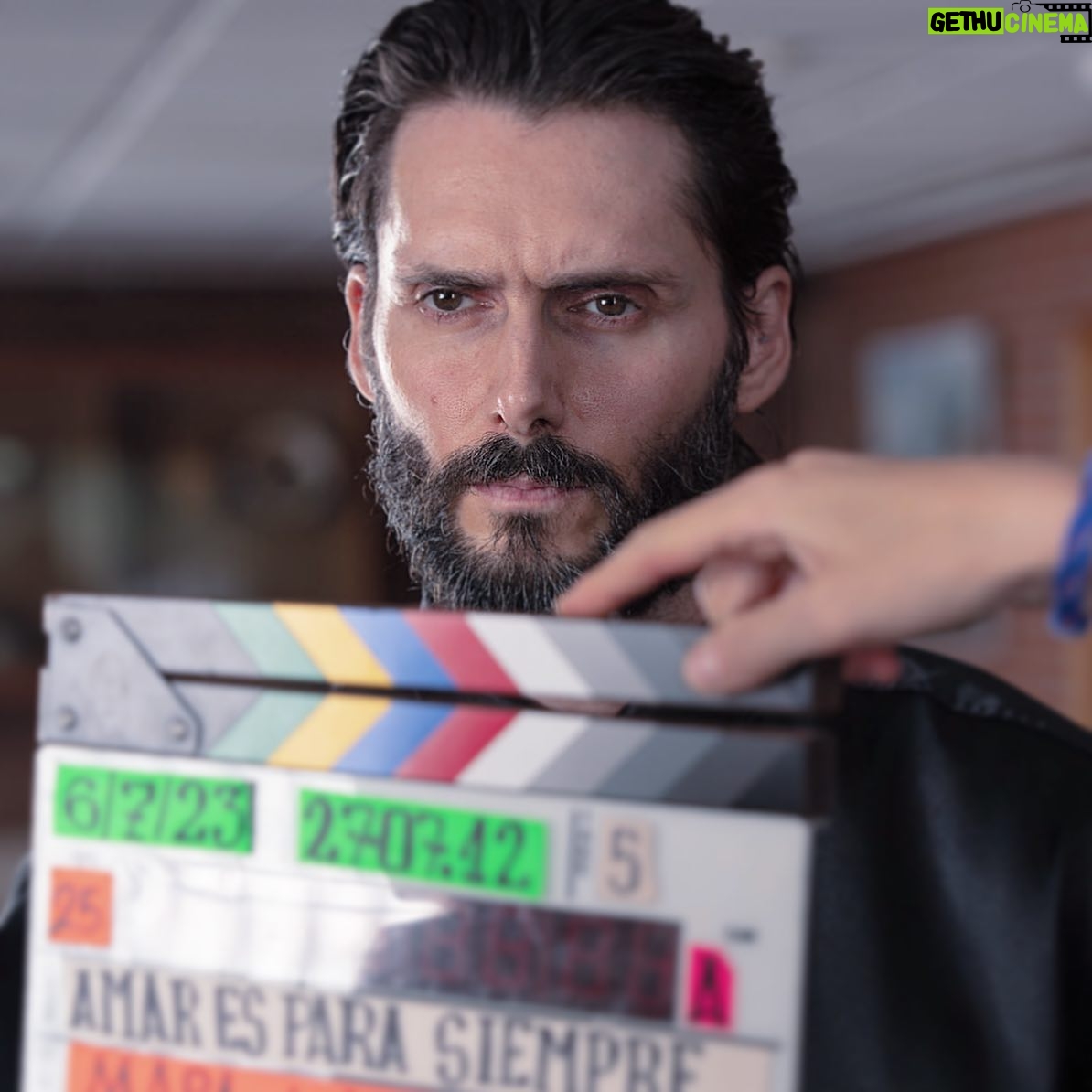 Sergio Mur - 3 Likes - IVÁN MENDOZA
@amaresparasiempre @diagonaltelevisio @antena3com @atresmediacom