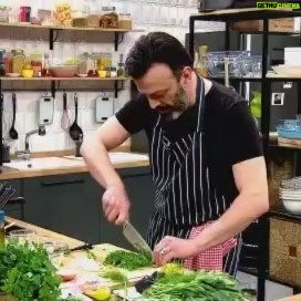 Serhat Kılıç - 16.8K Likes - BU PAZAR KANAL D'deyiz!!!#ardaturkmenileomuzomuza #kanald #ardaturkmen #serhatkılıç #mutfakta #pazar #13.00 #kacirmayin
Arda Turkmen tesekkurler!!