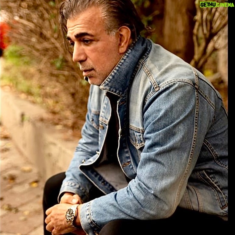 Serhat Midyat - 465 Likes - İstanbul ve Sonbahar ( photo by @lea.babystudio )