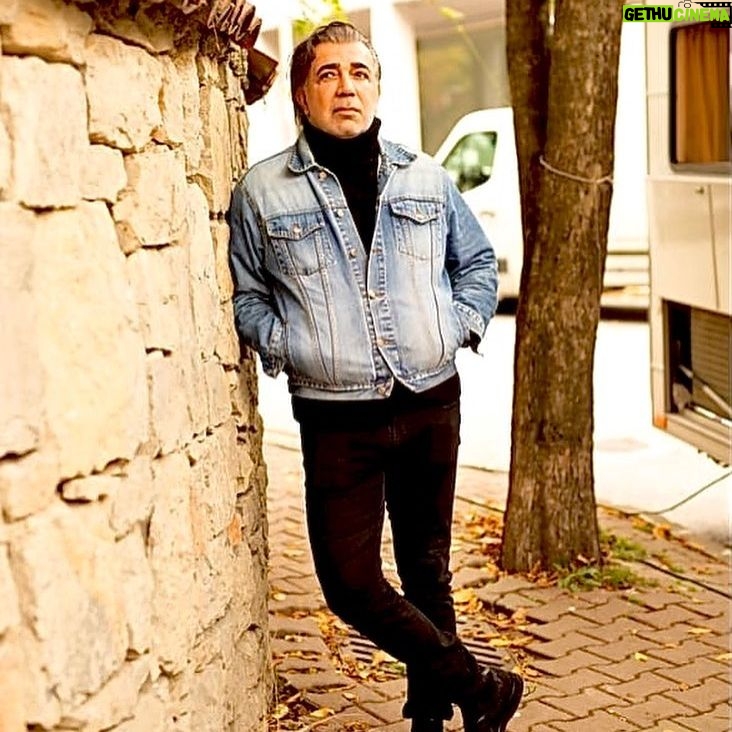 Serhat Midyat - 469 Likes - İstanbul ve Sonbahar