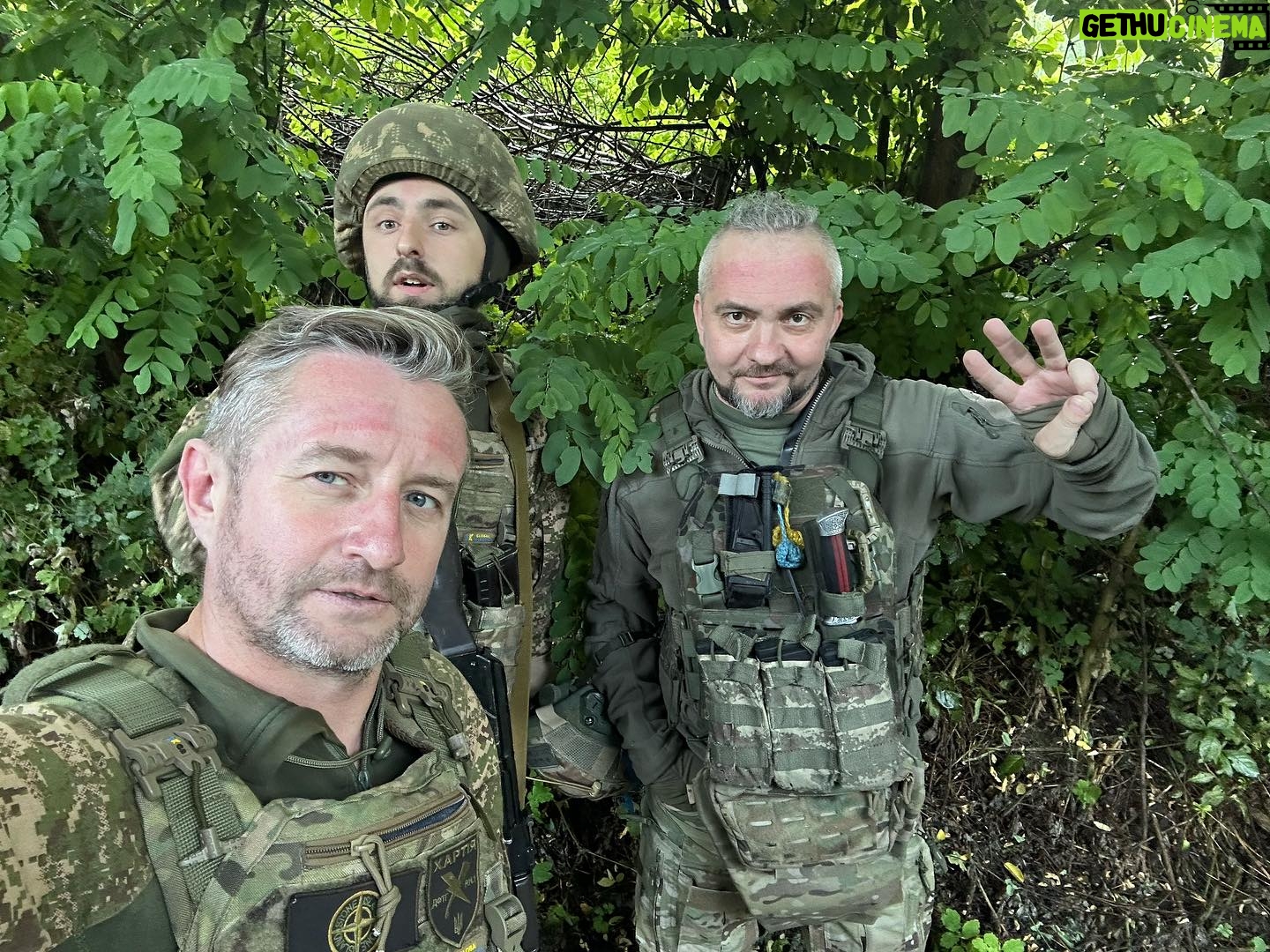 Serhiy Zhadan - 16K Likes - Š ŠŗŠ¾Š¼Š°Š½Š“ŠøŃŠ¾Š¼)