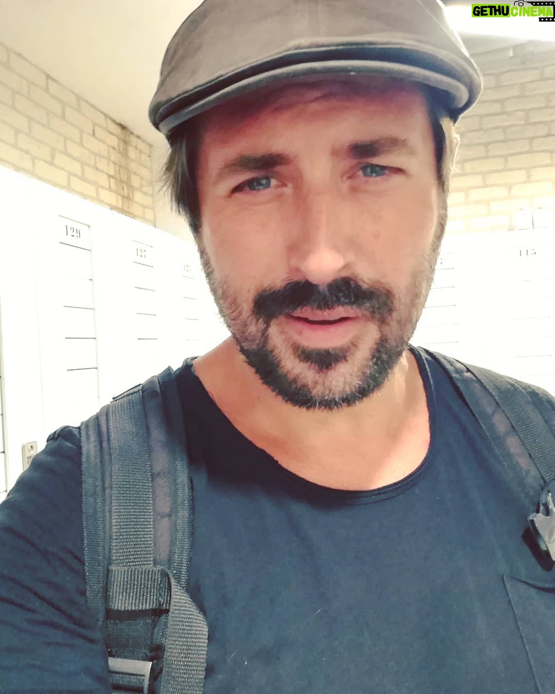 Serkan Kuru - 2.7K Likes - Bekleyelim bakalım .. 😎👊