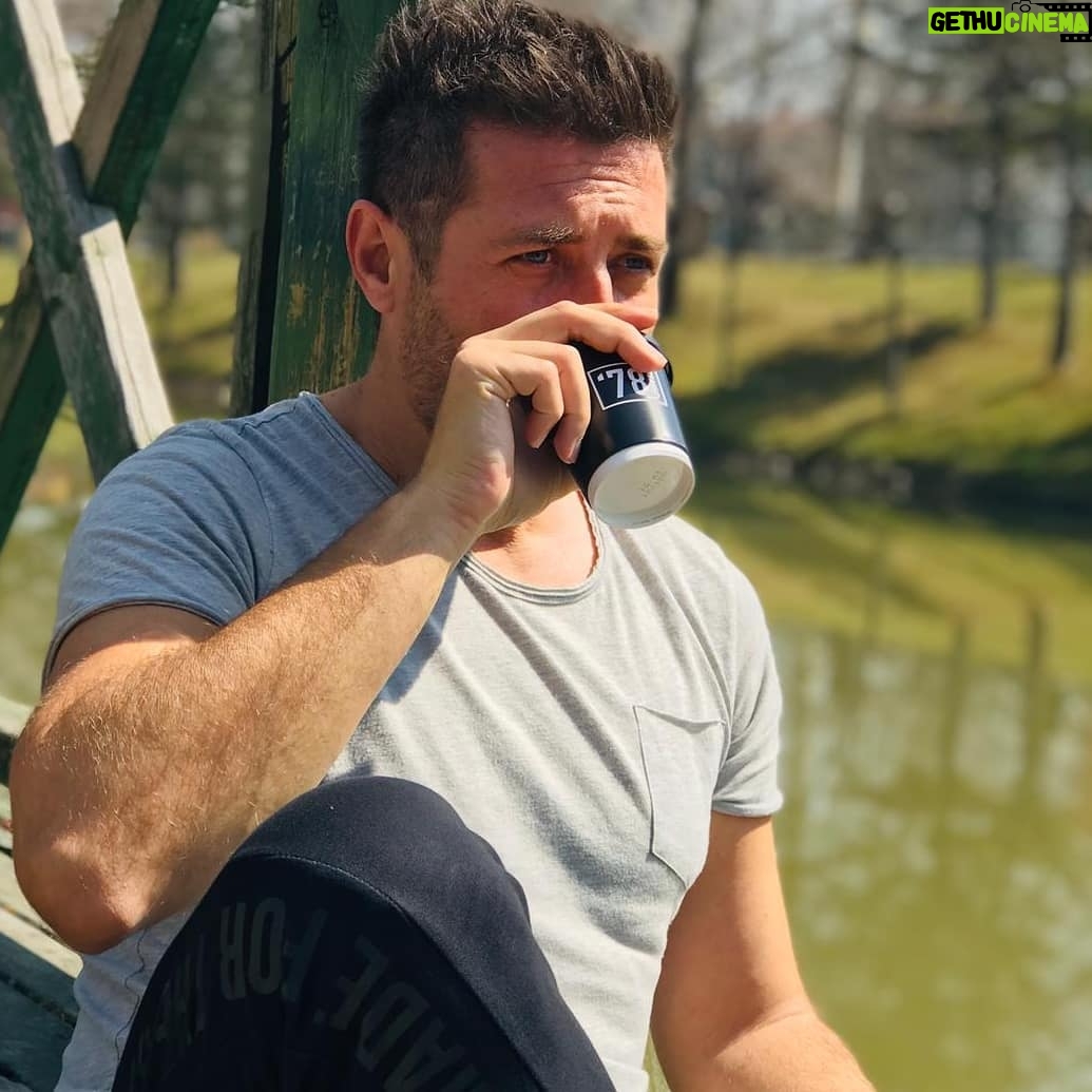 Serkan Kuru - 4.3K Likes - 😎😏 Photo by: @erkanmrc 🦆 #eskişehir