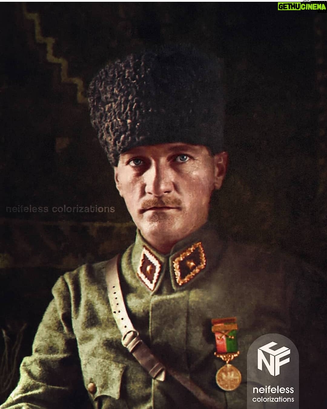 Serkan Kuru - 2.5K Likes - Her zaman saygi, sevgi ve minnetle aniyoruz..Yolun her zaman yolumuz.. #Atatürk #10kasım 🇹🇷