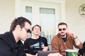 Serkan Rutkay Ayıköz Instagram - Backyard 📷 @begumayikoz