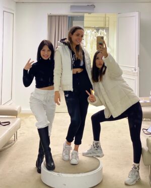 Sevinç Kumaş Instagram - 🤍👩‍👧‍👧