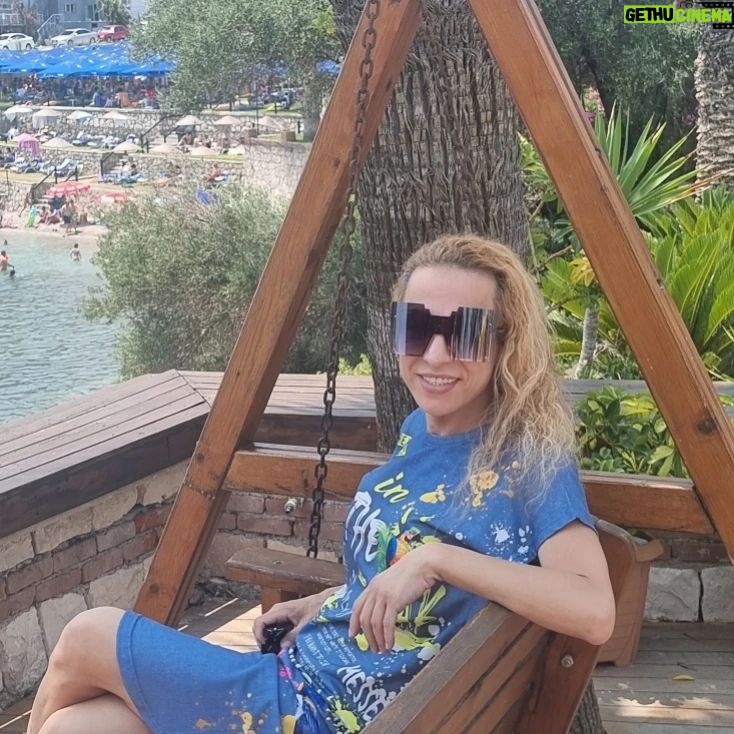 Seyhan Arman - 452 Likes - Heee yaz geldi kele ☀️
#yaz #ayıbalığı #ayıbalığıkoyu #mordoğan #izmir #foryou35 #seyhanarman