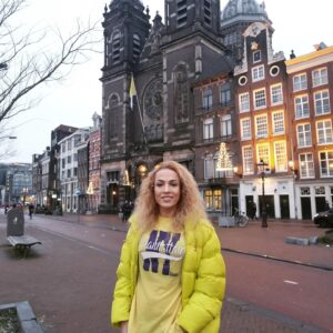 Seyhan Arman Instagram - Haydi kendine iyi bak Amsterdam; zor ama görüşürüz elbet 😉

#amsterdam #ocak2024 #yeniyıl #tatil #hollanda #holiday #turistseyhan #tur #Avrupa #seyhanarman