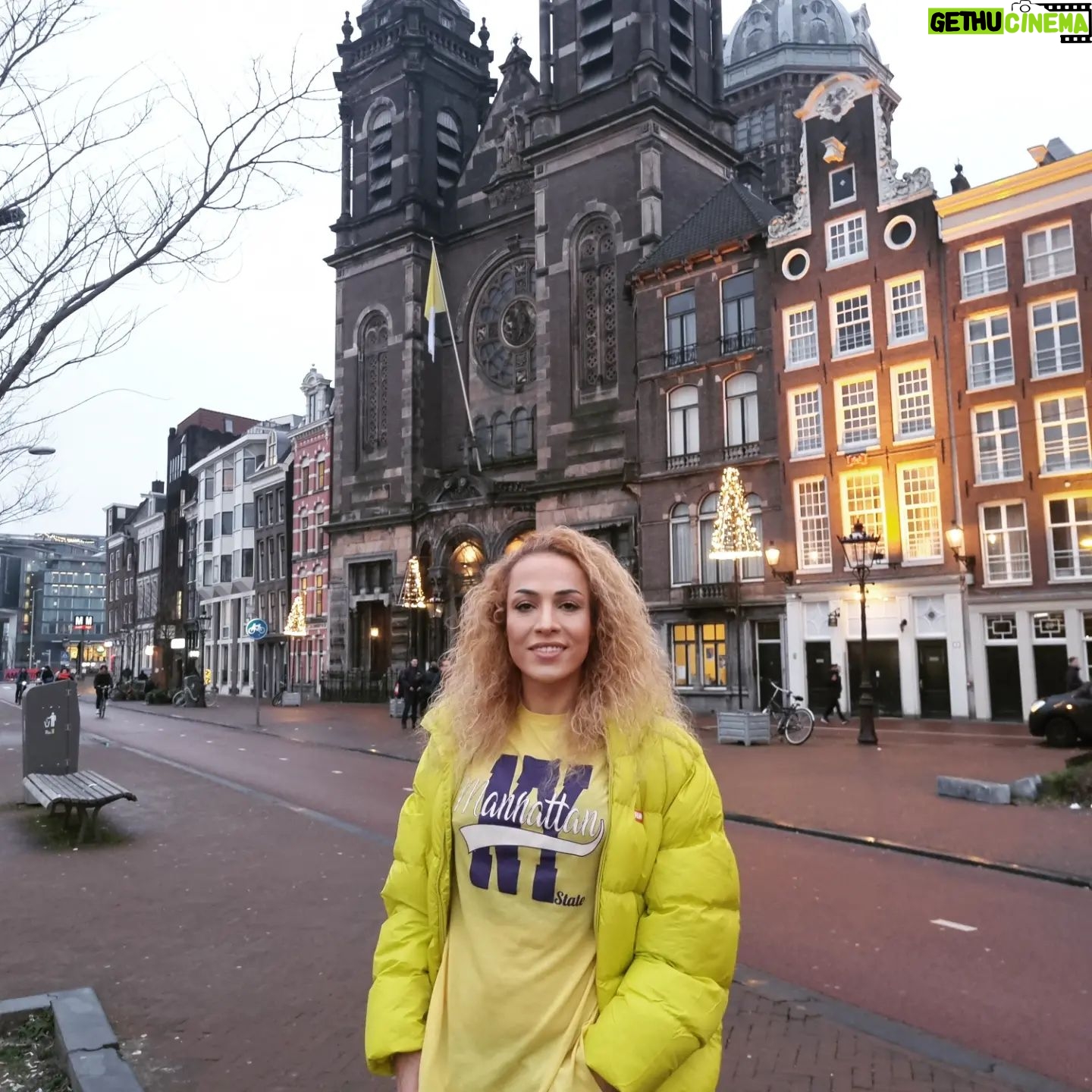 Seyhan Arman - 420 Likes - Haydi kendine iyi bak Amsterdam; zor ama görüşürüz elbet 😉
#amsterdam #ocak2024 #yeniyıl #tatil #hollanda #holiday #turistseyhan #tur #Avrupa #seyhanarman
