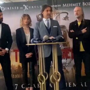 Sezgin Erdemir Instagram - Türkler Geliyor 'Adaletin Kılıcı' 17 Ocak Cuma günü gösterime giriyor. Bir hafta sonrasinda ise yurtdisinda, bir çok ülkede vizyona giriyor. Bekleriz.. #türklergeliyor #afşin