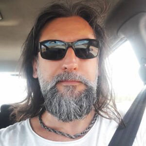Sezgin Erdemir Instagram - Güncel fotoğrafla set yolu kaynaştırma şeysi.. 😎