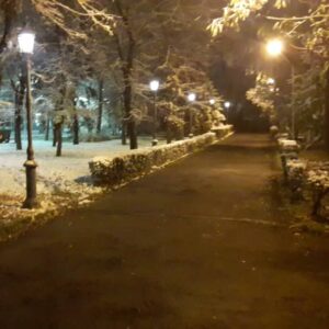 Sezgin Erdemir Instagram - O zaman, biraz Tanrı Dağları'ndan ve biraz da şehrin içinden karelerle bitirelim #Almati gezisini.. 👋