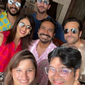 Shaad Randhawa Instagram - @imaginemeats collaborates with @bayroutedining .. Nicely done !  @geneliad @riteishd @gourizaveri @milapzaveri @mushtaqshiekh #fardeenkhan