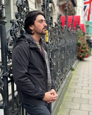 Shaad Randhawa Instagram - Wishing for a very happy , prosperous & peaceful 2024 for all 💙