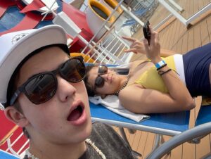 Shae Bennett Instagram - just some good memories on the cruise! @nevergrowupvacations_ @nevergrowupvaca #animatorspalate #fun #cruise #disneycruise #disney