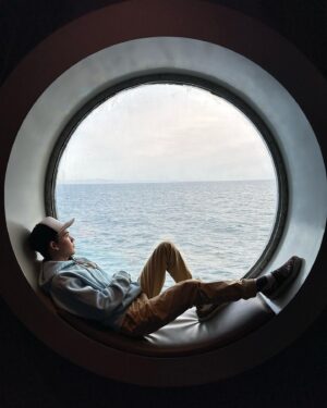 Shae Bennett Instagram - Have you been on a cruise? (quite relaxing if you ask me) @nevergrowupvacations_  @nevergrowupvaca @jasebennett #ocean #relaxing #cruise #disney