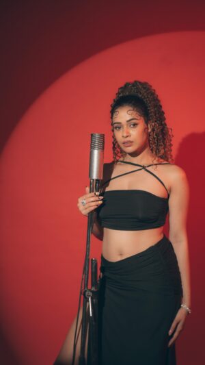 Shalmali Kholgade Instagram - Grind out now on all platforms! 🔥

I am so so happy to share this track with you all, and i hope that the motivation i get from it is one we can now share 

A huge shoutout to everyone who worked so hard to help me bring this project to life, more than mine, it is our Grind that made this happen!❤️

Songwriters @nataniamusic , @chillranda , & me
Produced by @david_bu 
Mixed and Mastered by @shadabrayeen at New Edge Mumbai
Asst Engineers Anup and Pukhraj