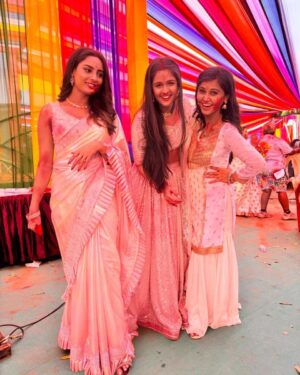 Shalu Shreya Instagram - Throwback Holi pictures 🌈💜💙💚💛🧡❤️💗🔫