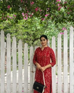 Shambhavy gurumoorthy Instagram - 🌸

#samandprasi #trending #instadaily #instagram #templevisit #instamood #summer #instapic #trendingpicture