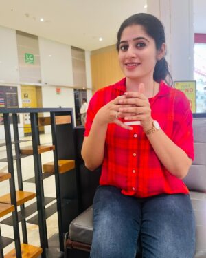 Shambhavy gurumoorthy Instagram - Brewed  happiness in a cup 🫶😋

Pc:hubby @r_prashanna 

#samandprasi #trending #mandatory #mandatorycoffee #evening #instagood #instadaily #instalike #nomakeupday #love #lifelately #happiness #positivevibes