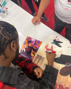 Shameik Moore Instagram - Dallas!!!! Y’all came out and showed LOVE! The response to the movie is the best part of the whole experience!!! Next ComiCon is Galaxycon in Raleigh NC on July 29 and 30th! See you there! #SpidermanAcrossTheSpiderVerse