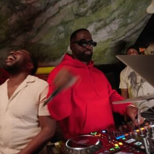 Shamier Anderson Instagram - Thank you to everyone who showed so much love on my 33rd birthday. ♥️

Thanks @aitch.to for hosting my party in Toronto. Of course, I had test some new fun mash ups & remixes before the summer 🪩🔥

Which one do you rock with? 👇🏿

Next stop VEGAS with my boys @loudluxury 👀🛩️

1. Carnival VS. Rich Baby Daddy [Shamier Edit]
2. Push Ups VIP remix 
3. Tipsy [Shamier Edit] 
4. Taylor Swift VS. Busta Rhymes [Shamier Edit]
5. Who Told You [FS Green Edit]

WWW.NOACTINGREQUIRED.COM