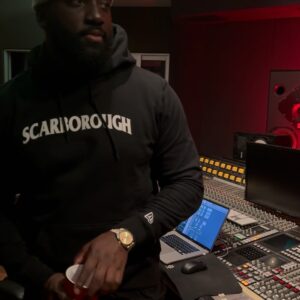 Shamier Anderson Instagram - Movies, music and everything in between 🎬 🎧 💫