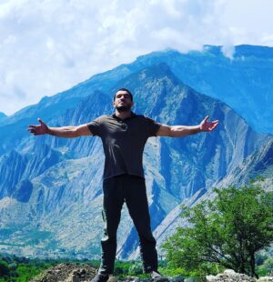 Shamil Abdulaev Instagram - Only 🏔 

#сборыuf2021#выходной