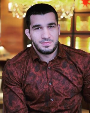 Shamil Abdulaev Instagram - Каждое утро сияет свежестью..и как бы не начался твой день, с дождя или с солнца – будь благодарен Богу… Твой день начался!
#новыйдень#новыйшанс#статьлучше