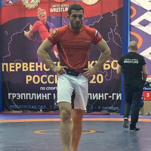 Shamil Abdulaev Instagram - Сегодня впервые поборолся на официальном кубке России по спортивной борьбе грэпплинг, не в своей весовой категории до 100 кг, и одержал победу. 

#грэпплинг #кубок #России #спортивная #борьба #берегите #ноги #universal #fighters