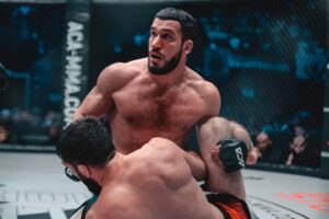 Shamil Abdulaev Instagram - Рахмат всем кто рядом. Идем дальше. 

@universalfighters.fc 
@aca_mma 

#aca170#смешанныеединоборства