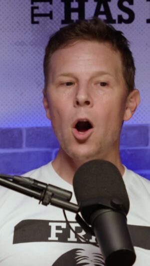 Shane Johnson Instagram - Getting into some shit with @thecrewhasit 
We play hard, and then we go dark. Hahaha. @giannivpaolo & @michaelraineyjr are killing the podcast game