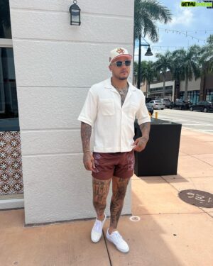 Shane Ray Instagram - 🌴🌴🌴🌴