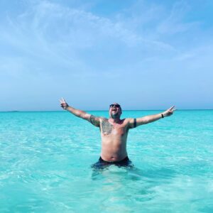 Shane Smith Instagram - We have but one and then you’re dead for a long time. Always searching for the cove.