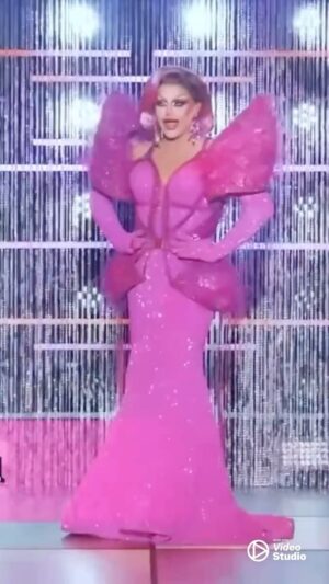 Shannel Instagram - Pink Desire 💗 Monochromatic Runway
Designed by the ever talented @howiebofficial 

💇‍♀️ @philippe_michiels 
💎 @krexnails 

#allstars9 #shannel