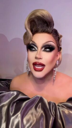 Shannel Instagram - Much love to my AS9 sisters and love to all of you ❣️

#shannel #allstars9