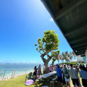 Shannon Dang Instagram - When Family reunions are a reminder that I’ll always be a little Island Girl at heart 🌺🤍🤙🏼Mahalo
