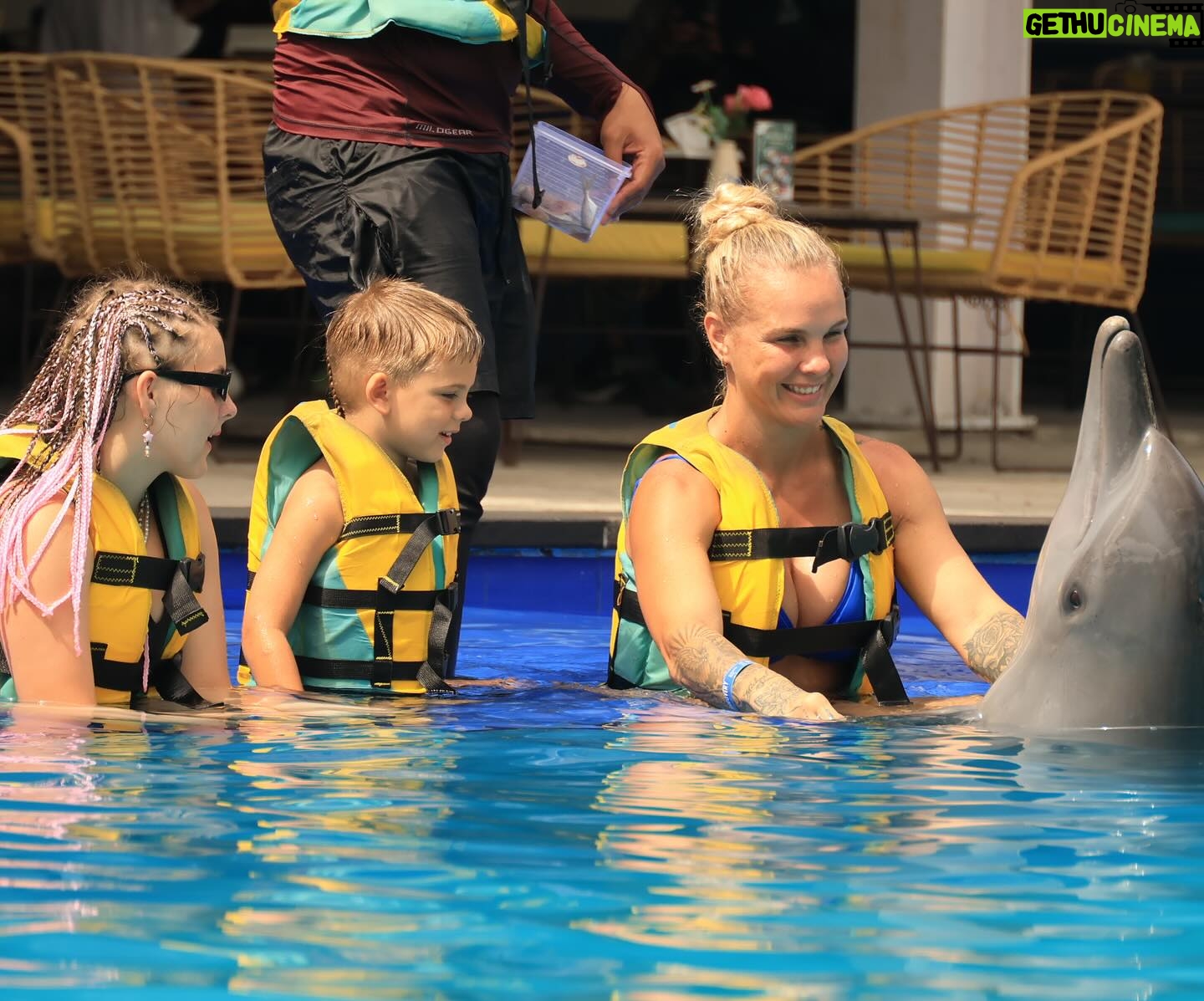 Shannon O'Connell - 394 Likes - Now that was pretty special… 😍
#baliholiday2024 #makingmemories