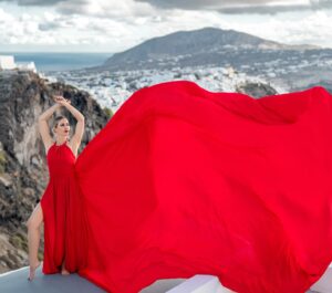 Shannon Stewart Instagram - On America’s Next Top Model we went to Santorini and last month I got the opportunity to return!!! It has been one of my most favorite places I’ve ever visited. I almost didn’t get to do the planned photoshoot because of the weather. Jesus did what only He could do and He calmed the seas. When I was a little girl, I saw a cosmetic commercial that quickly caught my attention. I imagined myself being the girl I saw on the TV. When I was younger, I thought this “desire” would just remain a dream until one day Jesus brought this dream to LIFE!!! I remember pinching myself on a few different occasions because I just couldn’t believe that those open doors were real! They seemed so unreal…. Like a dream that I just didn’t want to wake up from! I mentioned this before, but several years ago God moved me to walk away from modeling to become a nanny. It wasn’t on my radar to do, and it really didn’t make sense to me at all, but God’s ways and thoughts are higher than ours. I wanted to obey Him, so I left what was familiar for the unknown, trusting that where He was leading, He would be with me every step of the way. He used this new assignment to teach me things I would never have learned if I had stayed in modeling. He also humbled me and taught me more about Himself, which to me is priceless. During this photoshoot I was reminded of how much I still loved modeling and how I even missed it. I haven’t pursued it in years, but after this shoot I felt like I had never taken a break! I’m not sure what the future holds, but I know who holds the future!! My word for next year is “DREAM.” I know there may be times when God shuts doors. Then, when the time is right, He will open the door so that all may see that HE alone was the one who opened it! I also know there may be times when things have to appear or even be dead. I am reminded of the story of Lazarus. God COULD have healed him but what did He do?! He WAITED THREE DAYS, so He could show His resurrection POWER, ultimately getting all the glory! Our lives are meant to bring HIM glory, not our own, so at times He does things where we can be hidden, so He can be seen as the Author of it all!!! …Continued in comments…🙏🏼❤️❤️