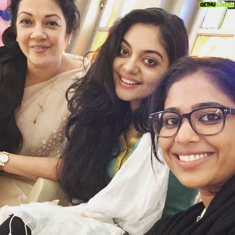 Shanthi Krishna - 1.1K Likes - Amazing memories from the NNOI movie set in 2016🥰🥰 love u guys ❤️❤️