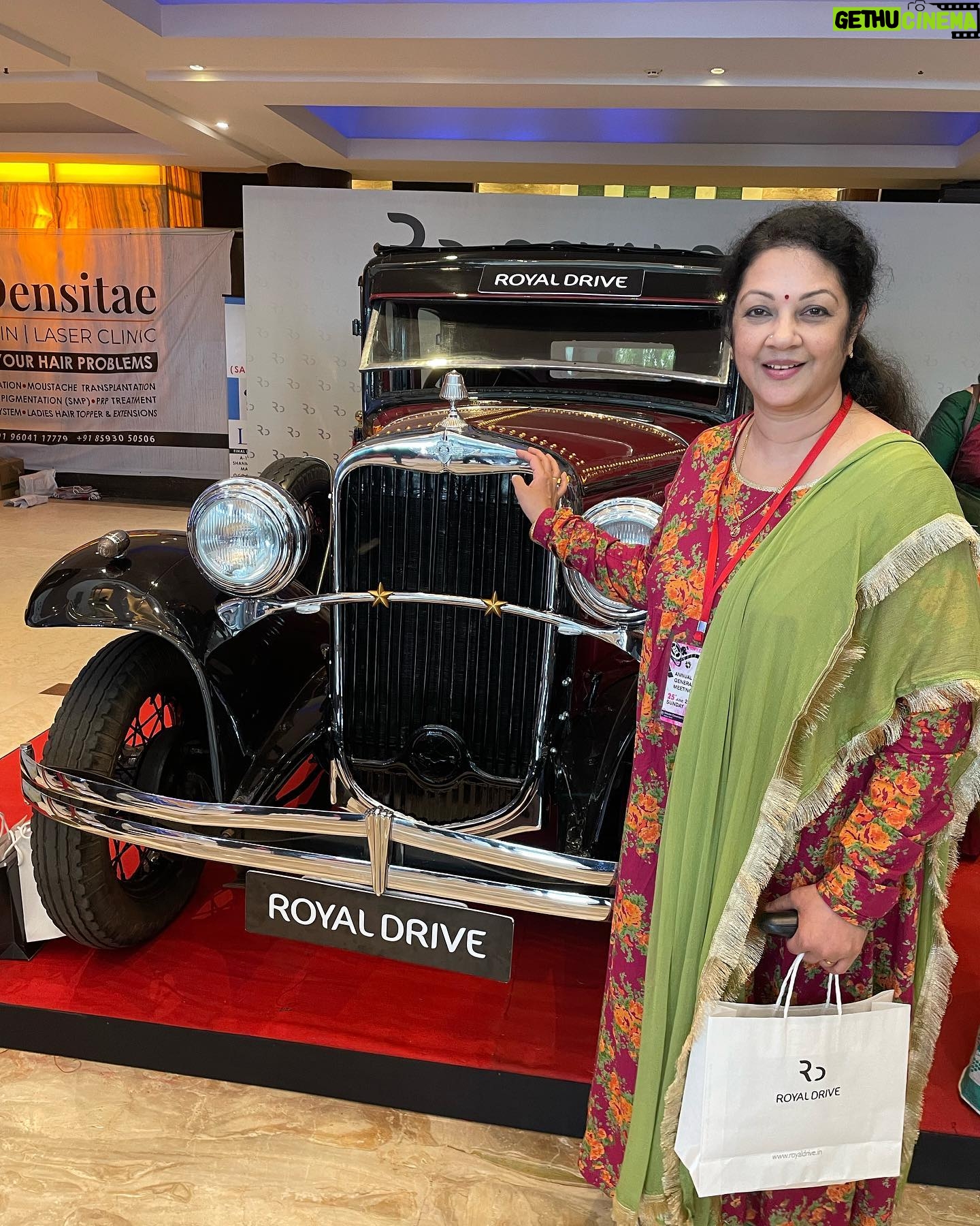 Shanthi Krishna - 730 Likes - Oooohh I love vintage cars! šš This one is a beauty!