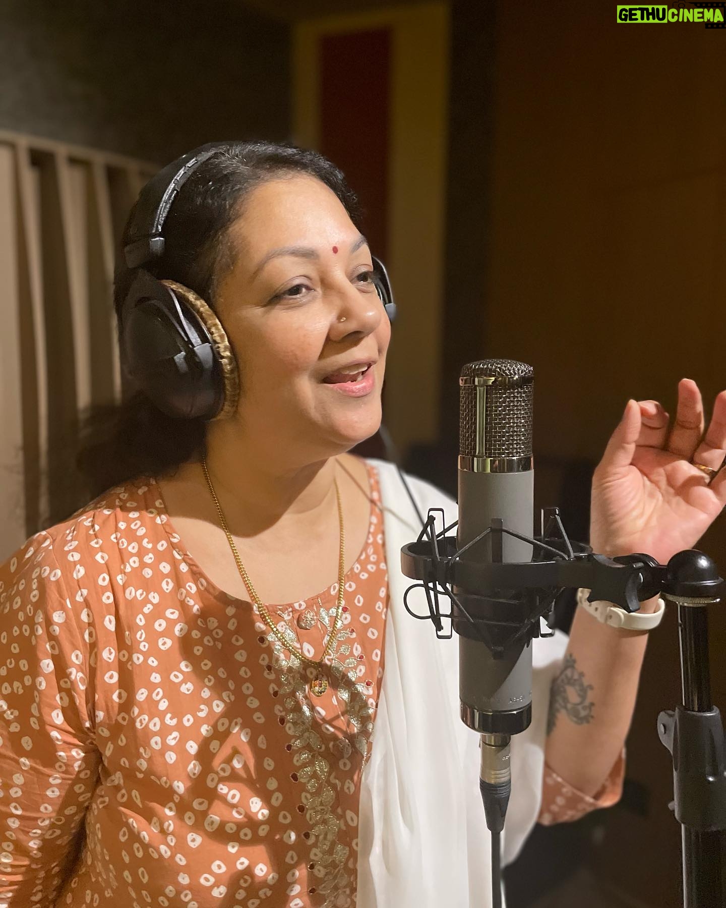 Shanthi Krishna - 0.9K Likes - Amazing experience singing a couple of lines for my new web series in maestro music director Bijibal’s recording studio today in Kochi 🥰A fan moment for me too 😍Thank you for this opportunity team of ‘MasterPeace’ 🙏🏻🥰