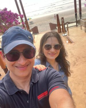 Sharman Joshi Instagram - Sunday by the Beach 

#weekend #morning #goa #sunday