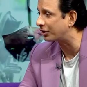 Sharman Joshi Instagram - Jo padhna chahe wo padh paye aur jahaan padhna chahe wahaan padh paye! Bharat ka ye sapna tezi se poora karne chali hai humaari EdTech industry. 

Toh aiye milte hain India ke sabse positive show Naya Bharat Sunehra Amrit Kaal ke EdTech special episode mein kuch aise visionaries se jo kar rahein hai technology ki madad se education ko inclusive aur accessible, Saturday 2nd Dec subah 10 baje ZEE TV, ZEE ZEST, Zing, aur Big Magic par. 

#NayaBharat #NayaBharatSunehraAmritKaal  #digitalindia #edtech #indiashining #incredibleindia
