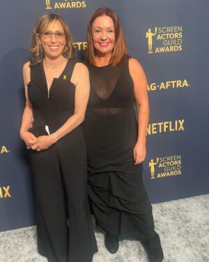 Sharon Bialy Instagram - Soooo much fun @sagawards with my partner in crime @sherrythomaslane . So moved by the ceremony and inspired by all the artists- their love and pride so palpable. And yes , danced up a storm with the #tedlasso cast who had no idea who we were and just had a blast!
