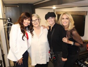 Sharon Gless Instagram - What a night! My first trip to Utah, a pretty state and pretty people. Thank you @marieosmond, thank you Darla Sperry, thank you @dawnlafreeda. I love you all.